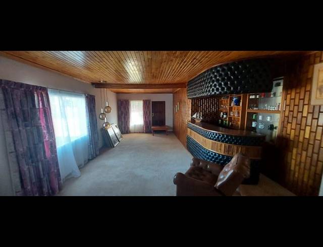 4 BEDROOM HOUSE FOR SALE IN GREENHILLS